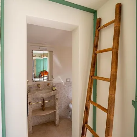 Trastevere Rooftop Terrace Courtyard Loft Rome