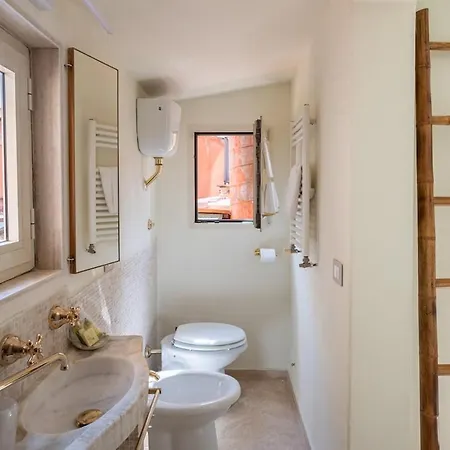 Apartment Trastevere Rooftop Terrace Courtyard Loft Rome