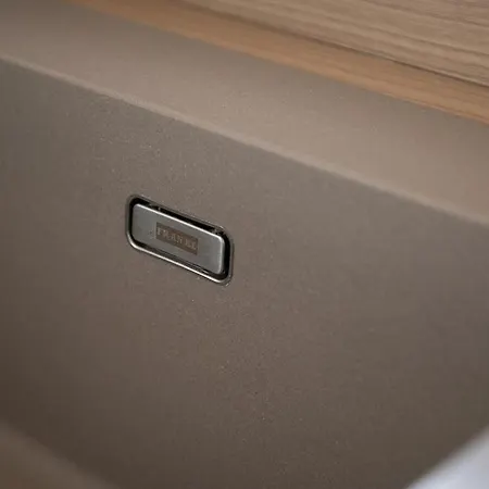 Trastevere Rooftop Terrace Courtyard Loft Apartment *