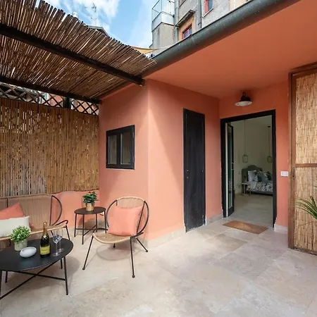 Apartment Trastevere Rooftop Terrace Courtyard Loft *