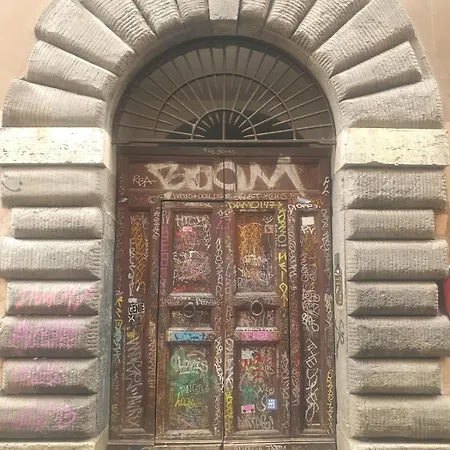 Trastevere Rooftop Terrace Courtyard Loft * רומא